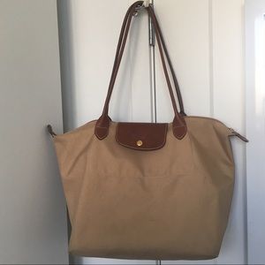 Longchamp Le Pilage Medium Tote - camel